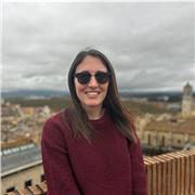 Profesora de Valenciano que imparte la lengua en todas las edades, desde primaria hasta para preparar los niveles C1-C2