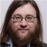 Musik-Lehrer für Schulunterricht-Nachhilfe, Musiktheorie (z.B. für Aufnahmeprüfungen), Klavier, Keyboard und Korrepetition.