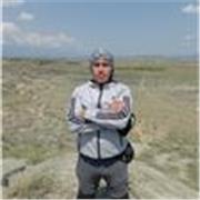 Profesor de educación física y entrenador de diferentes deportes con experiencia en categorías infantiles y juveniles