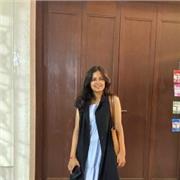 I am an English Language Assistant in Lyon, and have worked independently as a tutor for three years. I speak five languages.