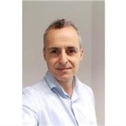 Offro lezioni di Spagnolo. Viaggio per lavoro in tutto il mondo e comunicare in diverse lingue fa parte della mia professione