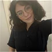 Laureata in Italianistica impartisce lezioni di Italiano, Latino e Storia per tutti i livelli di formazione