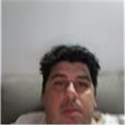 Titulado en natación, formador de formadores y realizando el master de profesorado.

