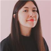 I'm English speaker with a business level fluency for teens and adults in Berlin