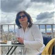 Proffesseur anglais général et anglais des affaires avec 10 ans d’ expériences.