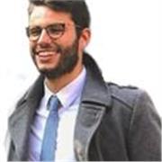 Laureato a pieni voti in Giurisprudenza presso Università di Bologna, attualmente praticante Avvocato.