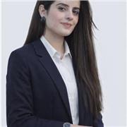 Friendly English Tutor Helping You Speak Confidently and Fluently