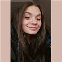 Studentessa neodiplomata offre ripetizioni di francese per istituti superiori alberghieri