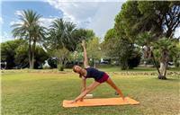 Profesora de yoga Iyengar diplomada y certificada (diploma internacional) da clases de yoga en cada nivel