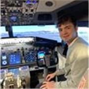Estudiante de 18 años de aviación en fase de vuelo con media de 12,5 en la Selectividad 2025.