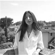 Ragazza madrelingua spagnolo e ottimo livello d'inglese impartisce lezioni a studenti di media e liceo