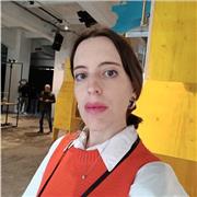 Docente di lettere classiche impartisce lezioni di latino, italiano ed inglese