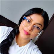 Soy una profesora que le gusta enseñar, y que sus estudiantes aprendan acerca de la variedad e importancia de las ciencias naturales y educación ambiental, mis clases son didácticas además me es interesante interactuar con el juego y hacer algo previo par