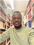 Laureato in tecniche di laboratorio biomedico, offre ripetizioni in matematica, chimica, biologia, inglese e francese ai ragazzi