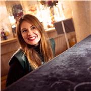 Insegno diritto ed economia, ma sono disponibile a dare ripetizioni in italiano inglese filosofia storia