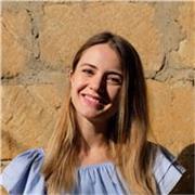 Dottoressa di Ricerca in Scienze del Testo impartisce lezioni di italiano