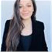 Professoressa di italiano| laurea magistrale in filosofia| esperienza nell'educazione specializzata | approccio student-centered