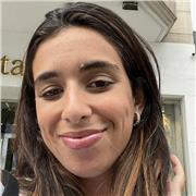 Profesora de Inglés y Francés imparte clases de lengua para todas las edades