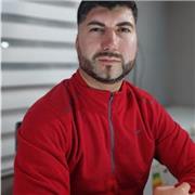 Ingeniero en informática Mención Seguridad con un diplomado en gestión de proyectos TI, certificado en la norma 27001