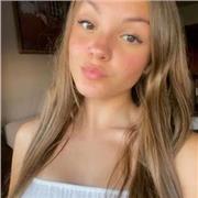 Alumna recién salida de la ESO con notas excelentes en Lengua Castellana y Literatura y apasionada en esta asignatura.
