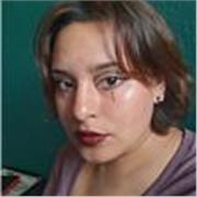 Maestra de apoyo para el área de artes especializada en teatro