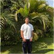 English Tutor für Kinder der Klassen 5 bis 9, fließend in Deutsch, English und Arabisch.