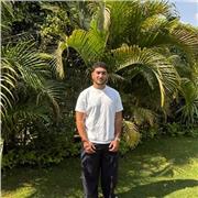 English Tutor für Kinder der Klassen 5 bis 9, fließend in Deutsch, English und Arabisch.