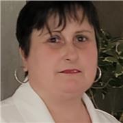 I would like to help you improve your confidence in speaking the English language.