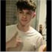 French A-level student providing GCSE French online tutoring sessions