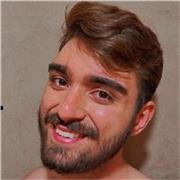 Dou aulas de língua portuguesa, literatura e redação para adolescentes e adultos