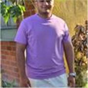 Profesor de apoyo escolar con clases fáciles y divertidas para niños