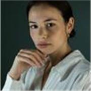 Pianista professionista e docente di pianoforte da più di dieci anni offro lezioni private sia a domicilio sia online sia da me