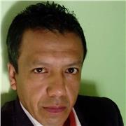 Profesor de geografía con énfasis en política económica mundial y estrategias