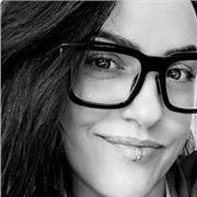 Conversación, pronunciación, escucha y redacción de textos, comprensión de textos escritos