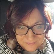 Ragioniera, da sempre impiegata presso studi commercialisti, ho ripreso a studiare nell'ultimo anno ottenendo il certificato di tutor bes e dsa. Disponibile come aiutocompiti ma anche al supporto di ragazzi con disturbi dell'apprendimento ed alla ricerca