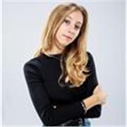 Studentessa di Business and Management che vorrebbe essere d'aiuto nello studio della lingua inglese