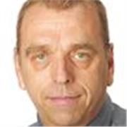 Passionné d'informatique depuis mon plus jeune âge, j'aimerai partager cette passion. 