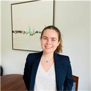 Etudiante en école de commerce propose des cours/aide scolaire