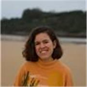 Profesora de castellano con título de C2, con experiencia de más de 1 año con adolescentes y adultos.