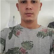 Clase de apoyo de biología y química, para estudiantes de media básica y de primaria