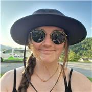 Etudiante ayant un master 2, je prends en charge du soutien scolaire pour toutes les matières, élève en primaire ou au collège