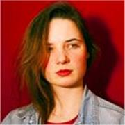 Professeure de langues et traductrice anglais/espagnol/français propose cours de conversation