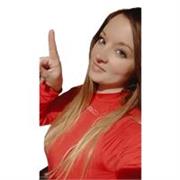 Diplomata Scienze Sociali con 93/100 Offre lezioni private a bambini/ragazzi di scuole elementari,medie e superiori. 