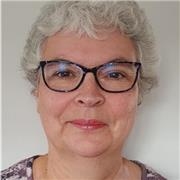 I am an experienced private tutor of French but I would be interested in tutoring English or EFL.