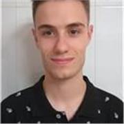 Maestro de primaria especializado en inglés ofrece clases particulares de materias de primaria e inglés en Rincón de la Victoria.