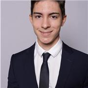 Je suis capable d'enseigner les mathématiques et l'anglais car ces deux matières sont ma spécialité