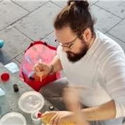 Educador social y especialista STEM ofrece refuerzo académico y clases de lógica y matemáticas en Barcelona.