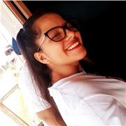 Profesora de español para adolescentes