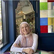 English tutor specializing in elevating students from B1-B2 to C1-C2 proficiency levels and preparing them for IELTS examinations