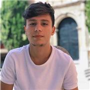 Profesor de primaria apto para todas las edades y niveles.